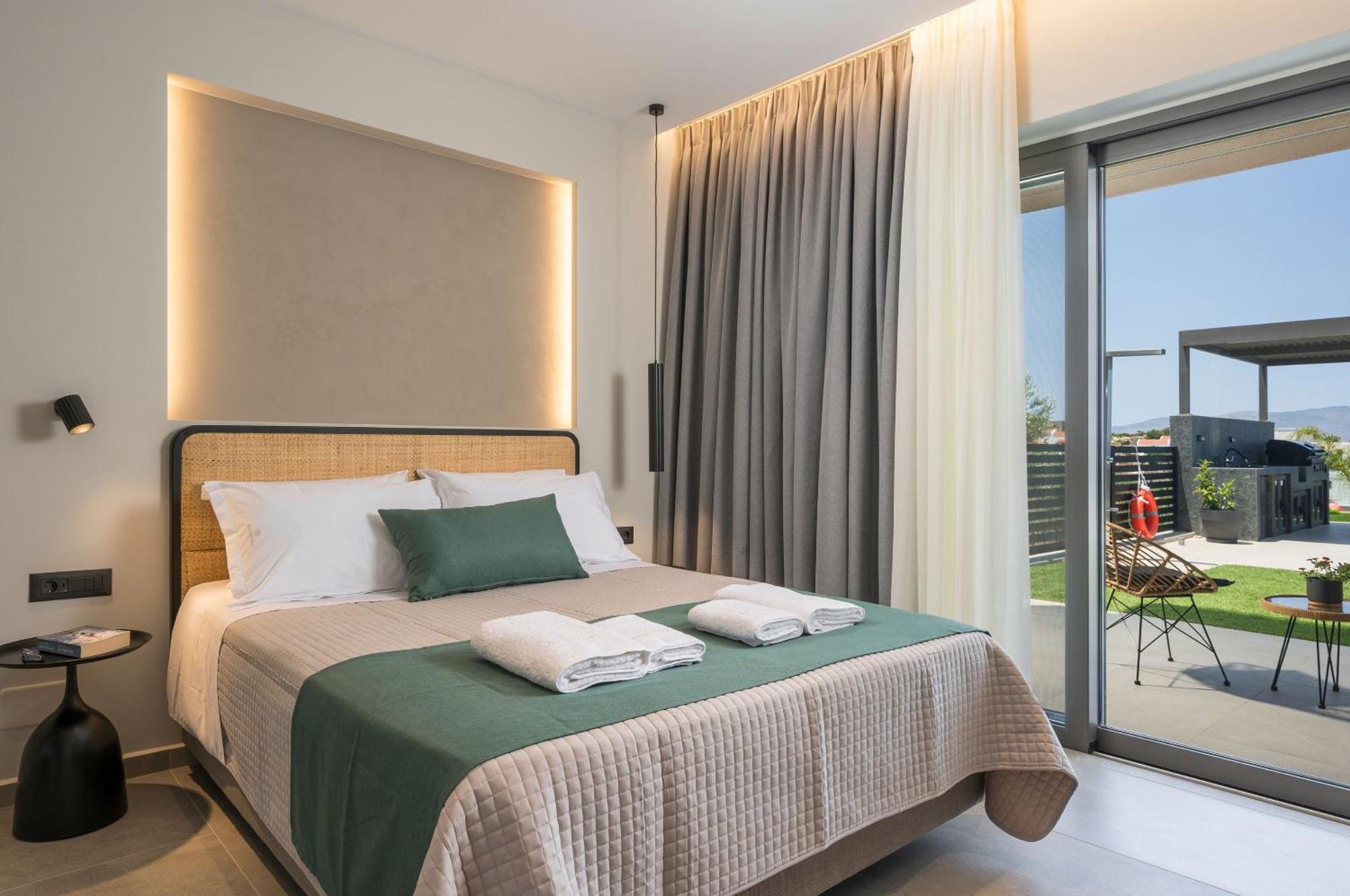 Villa Ekphrasis With Sea View And Jacuzzi Ravdhoukha Bagian luar foto