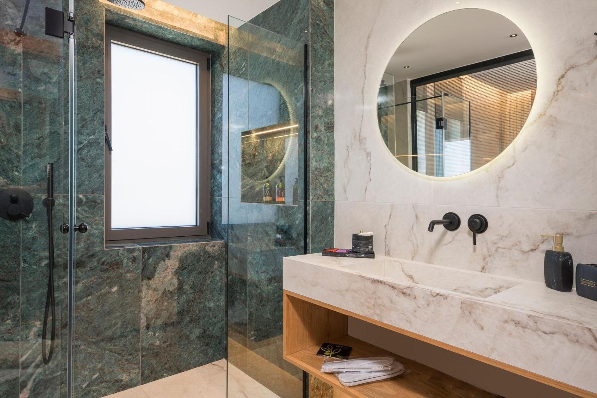 Villa Ekphrasis With Sea View And Jacuzzi Ravdhoukha Bagian luar foto